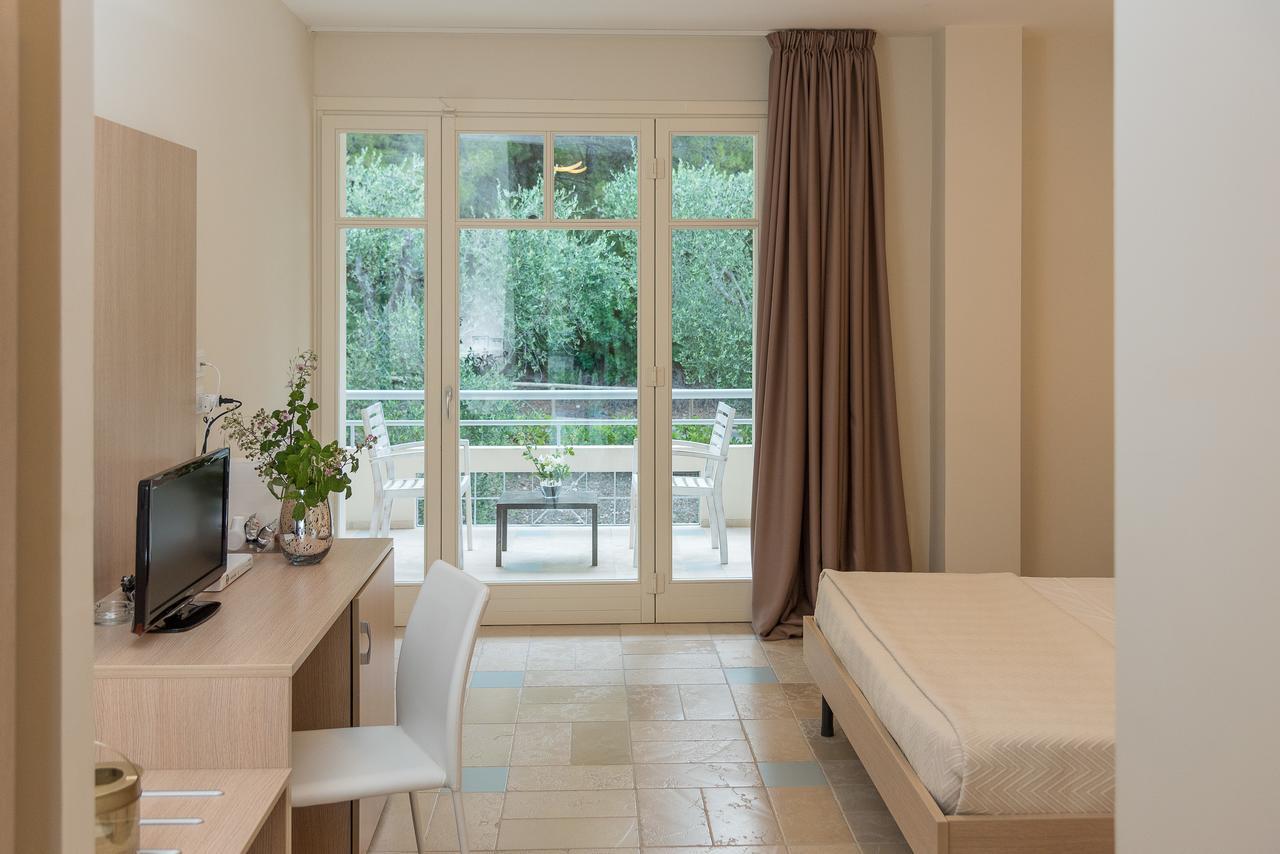 Baia Dei Mergoli Hotel Mattinata Buitenkant foto